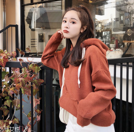 衛(wèi)衣適合多大的人穿？你值得擁有的減齡神器