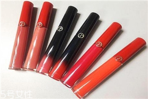 阿瑪尼黑管紅管哪個(gè)好？打造鮮艷欲滴的動(dòng)人雙唇
