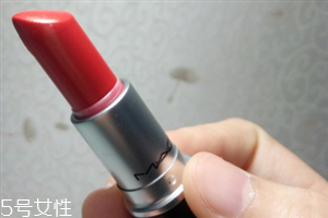 mac sweet sakura適合黃皮嗎？口紅要選擇適合自己的