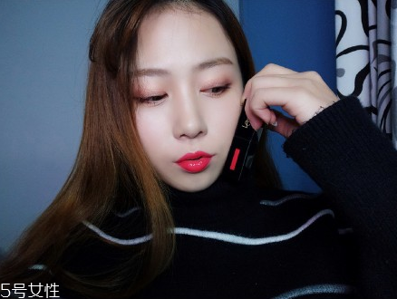 ysl圣羅蘭黑管唇釉哪個(gè)顏色好看？持久度加分