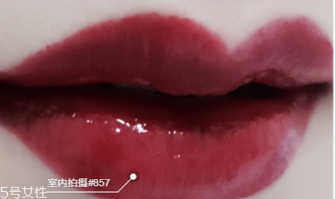 迪奧漆光唇釉哪個(gè)好看？讓妝效更持久