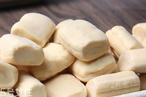 糖瓜是什么做的？小年傳統(tǒng)食品