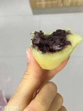 粘豆包蒸多長時(shí)間能熟？用冷水還是熱水蒸