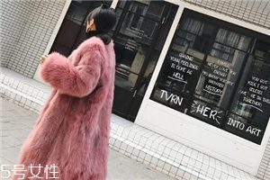 皮草和羊剪絨哪個暖和？看完你就清楚了