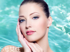 美白精華可以常年使用嗎？春秋用最好