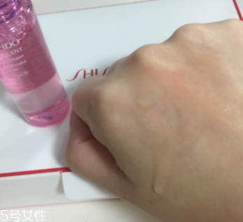 化妝誤區(qū)有哪些？11個(gè)常見(jiàn)的化妝誤區(qū)