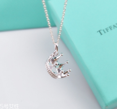 項(xiàng)鏈纏在一起怎么辦？教你輕松解開項(xiàng)鏈打結(jié)