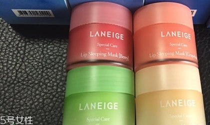 蘭芝限量唇膜哪個好聞？敷唇膜前熱敷效果更好