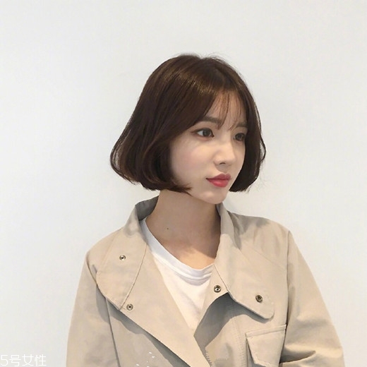 內(nèi)扣短發(fā)適合什么臉型？臉小是關(guān)鍵