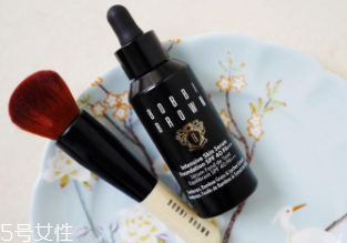 冬天護(hù)膚用霜還是乳？6款適合冬天用的護(hù)膚品推薦