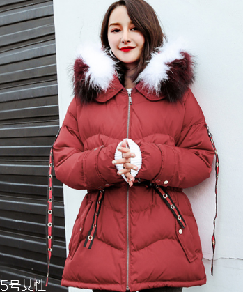 冬天穿什么羽絨服顯瘦？教你做冬日小妖精