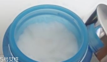 紀(jì)梵希水漾活妍面霜好用嗎？冰淇淋質(zhì)地的面霜評(píng)測(cè)
