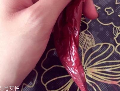 唇釉怎么做？教你自制唇釉的方法