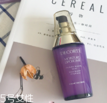皮膚不吸收護(hù)膚品怎么回事？光用乳液面霜遠(yuǎn)遠(yuǎn)不夠