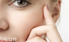 自然性的化妝品更安全嗎？警惕過敏源傷害肌膚