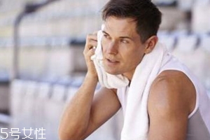出很多汗是有益的嗎？出汗并不能排出有害物質(zhì)