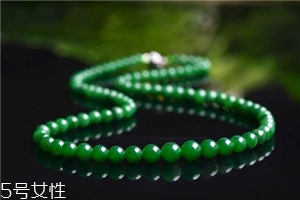 翡翠冰種和糯種哪個好？原來有這么大的區(qū)別