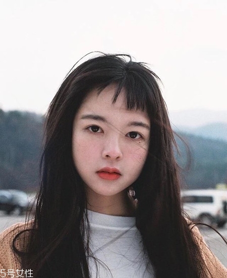 圓臉妹子適合什么發(fā)型？短發(fā)更能突顯氣質(zhì)