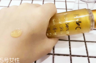 臉上有斑點怎么去除？食療/精華/面膜三管齊下