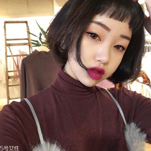 二次元劉海適合什么發(fā)型？讓你個性十足