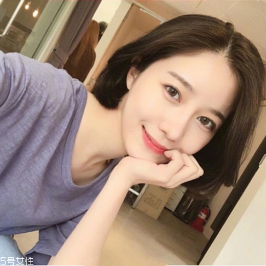 女生發(fā)質(zhì)軟適合什么發(fā)型？胖圓臉顯瘦發(fā)型參考