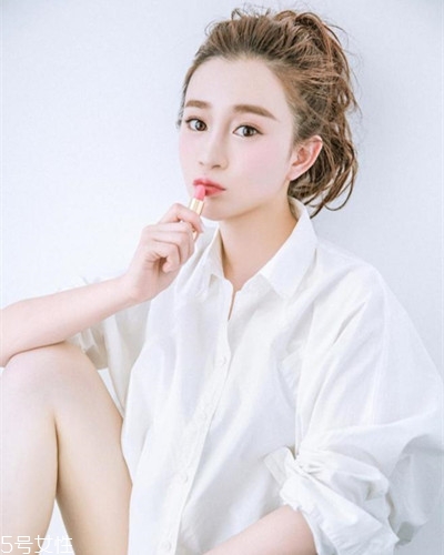 鵝蛋臉扎什么馬尾好看？肉肉臉適合這些發(fā)型