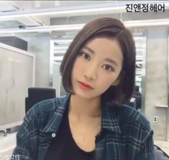 李圣經(jīng)同款短發(fā)怎么打理？吹頭發(fā)的時候盡量吹發(fā)根