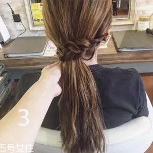 女生冬天長發(fā)怎么編好看？長發(fā)妹紙才懂得的痛