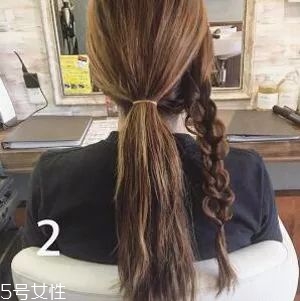 女生冬天長發(fā)怎么編好看？長發(fā)妹紙才懂得的痛