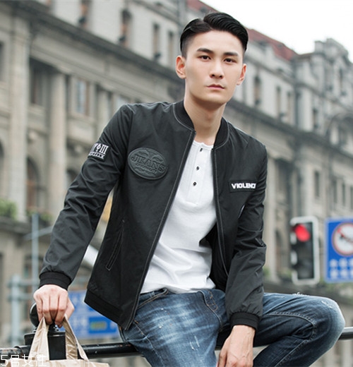 2018男生流行什么發(fā)型款式？2018男生染發(fā)顏色推薦