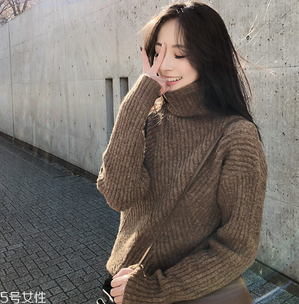 毛衣上的咖啡漬怎么洗？巧用甘油輕松解決
