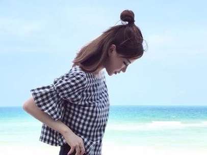 2018最新丸子頭扎法 時(shí)髦又可愛(ài)