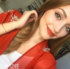 南瓜色口紅怎么挑選？十分高級的色彩