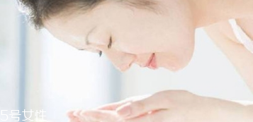 孕婦可以用洗面奶嗎？要選擇孕婦專用