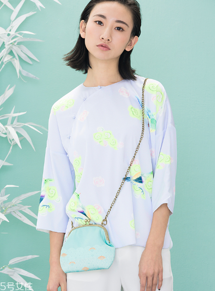 中國風(fēng)衣服怎么搭配？帶你演繹傳統(tǒng)之美