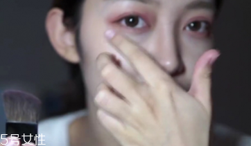 微醺桃花妝怎么化妝？簡單步驟滿足爆棚少女心