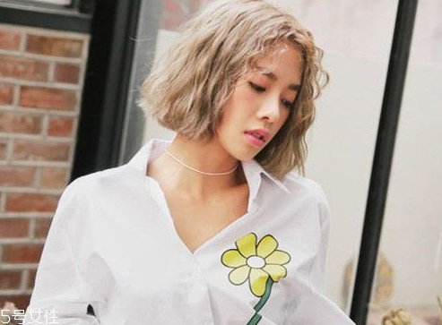 矮個子女生什么發(fā)型顯高？換個發(fā)型瞬間百變