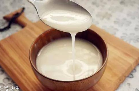 葛根粉用多少度的水沖 先溫水后開(kāi)水
