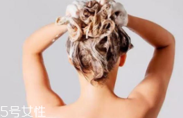 不洗頭怎么去油？三個(gè)方法三天不洗頭
