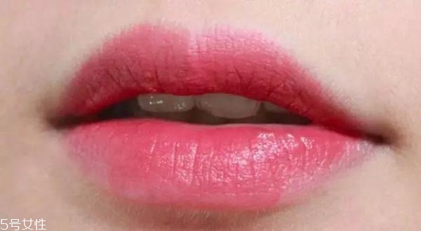 日常色口紅哪個(gè)牌子好？m字唇更好看