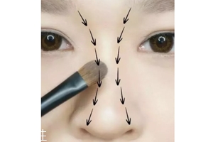怎么把鼻梁畫(huà)高？小白都能駕馭的四步鼻梁修容法