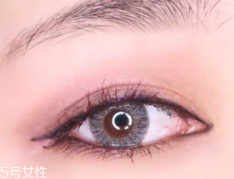 紫色眼影怎么畫(huà)好看？淡紫色超有女人味