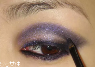 紫色眼影怎么畫(huà)好看？淡紫色超有女人味