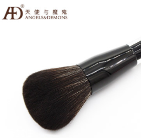 化妝刷可以混著用嗎？每種化妝刷都有它的使命