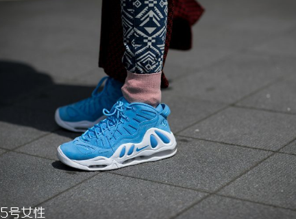 運動鞋不能水洗怎么辦？濕抹布輕微擦拭