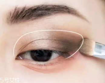 過年涂什么口紅？這些唇色讓親屬夸你好看