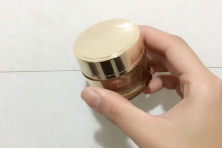 雅詩蘭黛多效智妍眼霜怎么用？