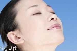初春肌膚美白怎么做？隔離與淡斑兩手抓