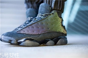 運動鞋氣墊咯吱的響怎么辦？可能是漏氣或者進(jìn)水了