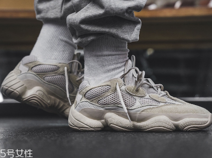 yeezy desert rat 500 blush配色發(fā)售時(shí)間_購(gòu)買(mǎi)方式